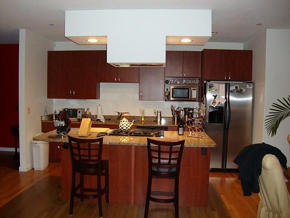 4th image of 1488 Westminster St #2