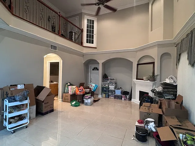 1610 W Clifton St — Photo 12