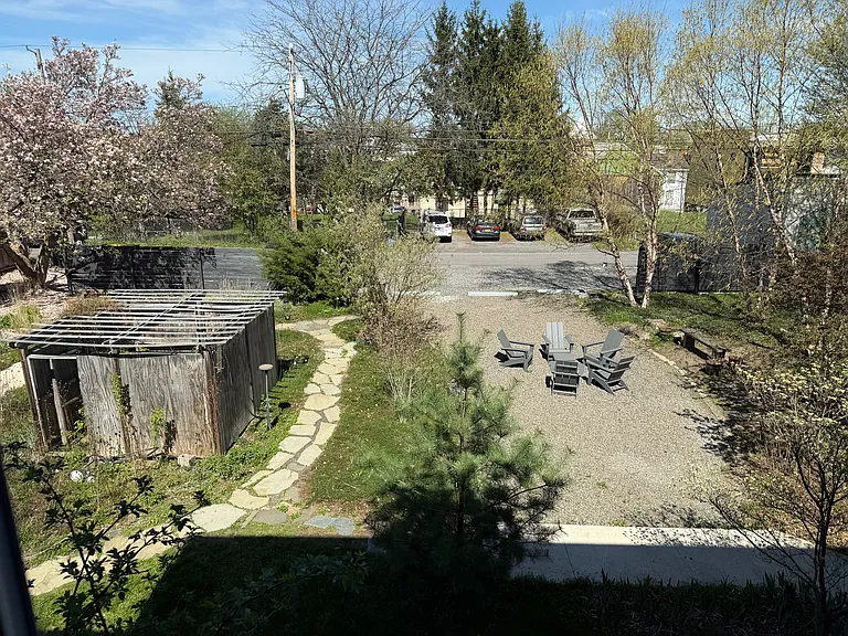 Shared Rear Garden/Parking