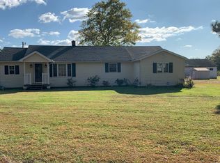 2562 Erica Rd, Montross, VA 22520