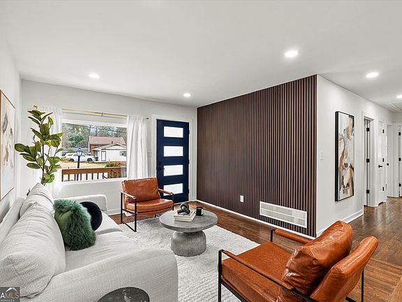 5th image of 4027 Lindsey Dr