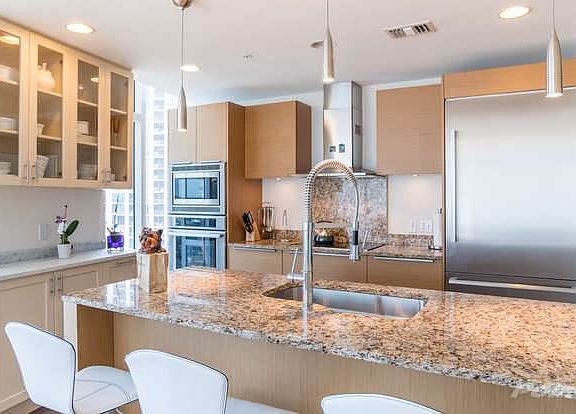 4th image of 175 1st St S APT 1702
