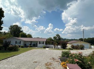 189 Norman Rd, Jacksboro, TN 37757