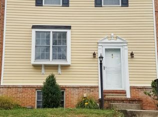 53 High St APT C, Stewartstown, PA 17363