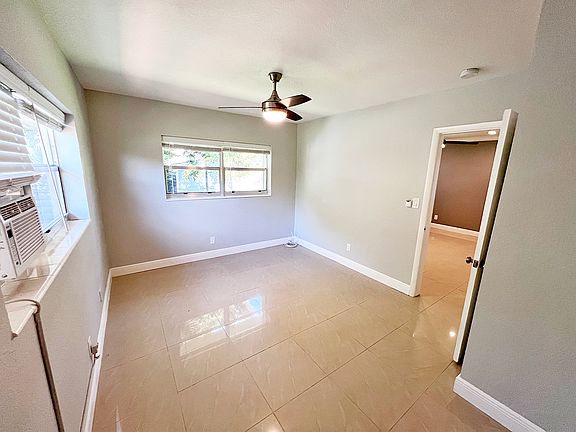 5th image of 831 NE 14th Ct APT 4