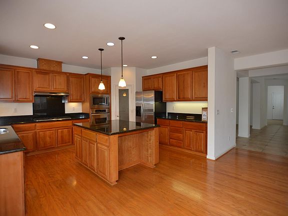 2nd image of 1120 Pueblo Ct