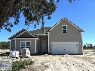 235 Honeycomb Loop SE, Allenhurst, GA 31301