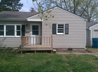10712 E 27th Ter, Independence, MO 64052