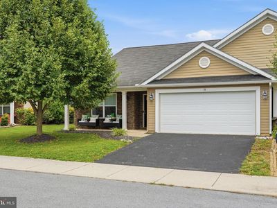 33 Chennault Trl, Falling Waters, WV, 25419