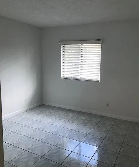 304 Palm Coast Pkwy NE — Photo 11