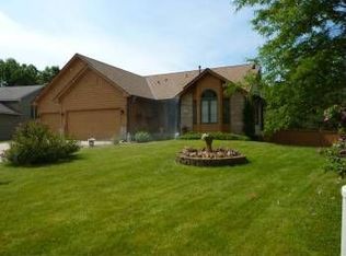 7013 Union Terrace Ln N, Maple Grove, MN 55369