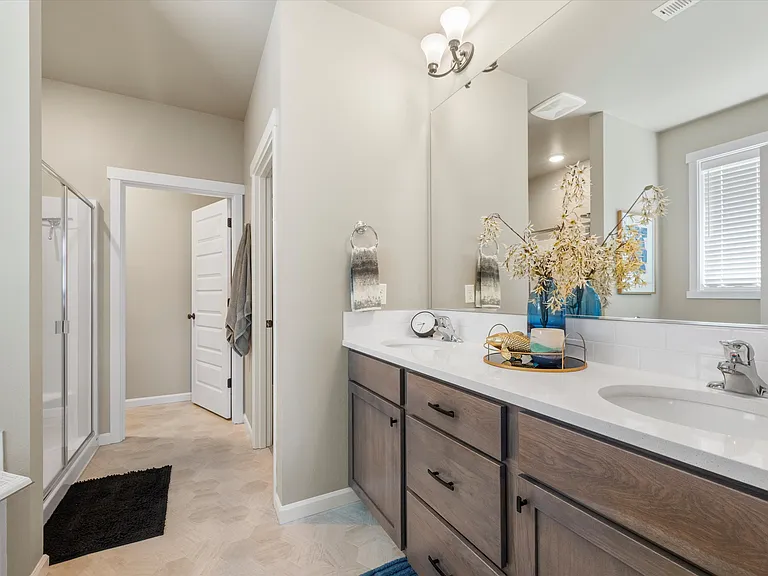 514 Constance Ave — Photo 23