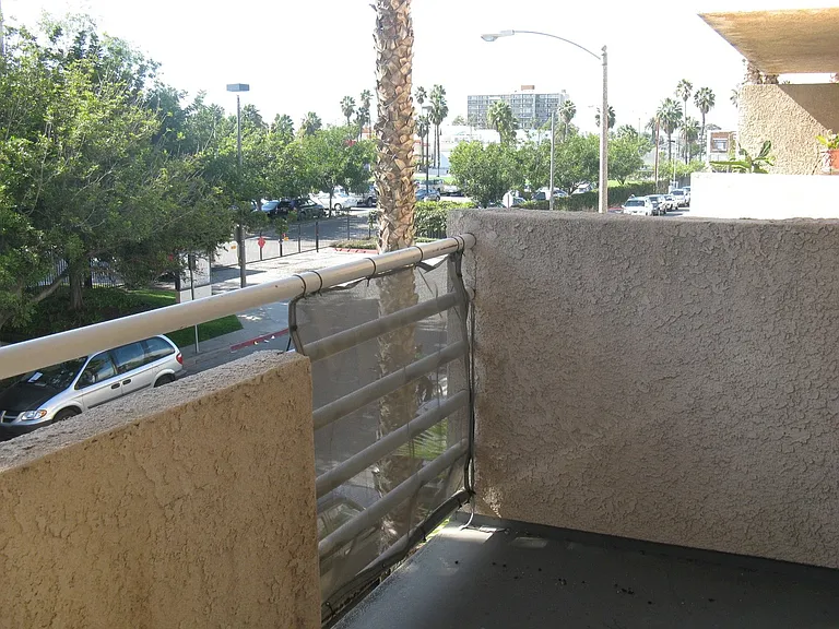 Elm Terrace Apartments — Photo 46