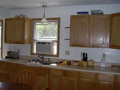 4th image of 3406 Harwood St