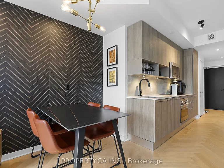 501 Adelaide St W #303 — Photo 16