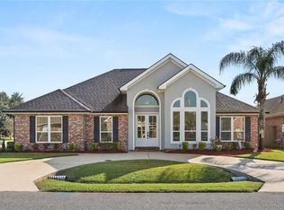 218 Hawthorn Dr, Luling, LA 70070