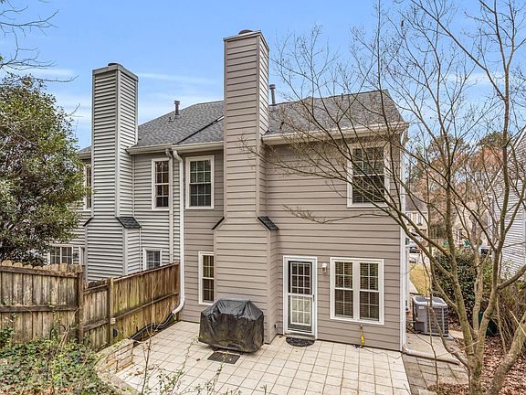 3rd image of 5142 Laurel Bridge Ct SE