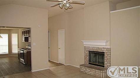 3rd image of 3962 Busch Gardens Dr