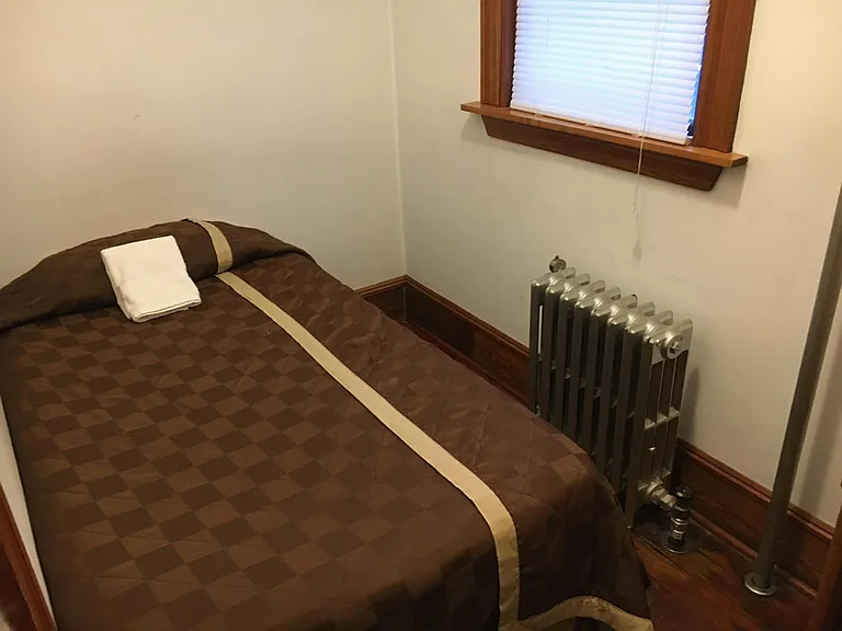 36 Linden St #16 — Photo 9