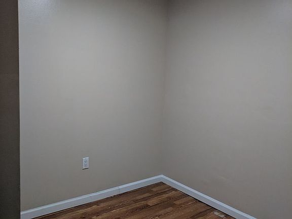 2nd image of 327 Meyran Ave APT 1