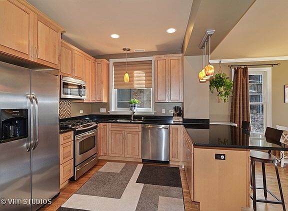 5th image of 5940 N Paulina St #1