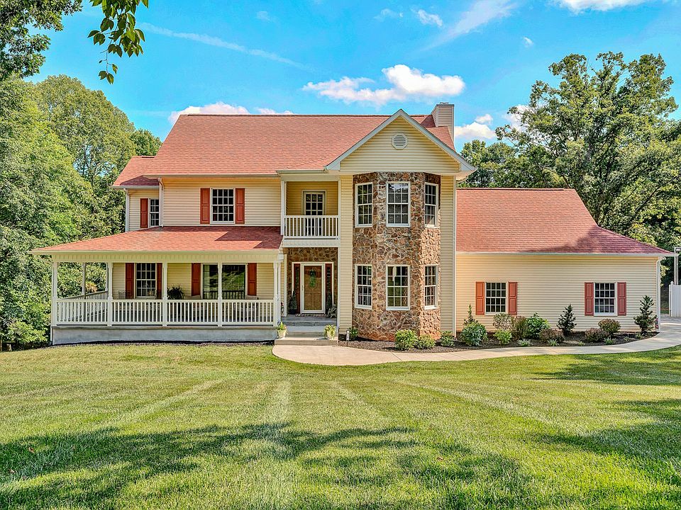 1st image of 419 Willowood Dr