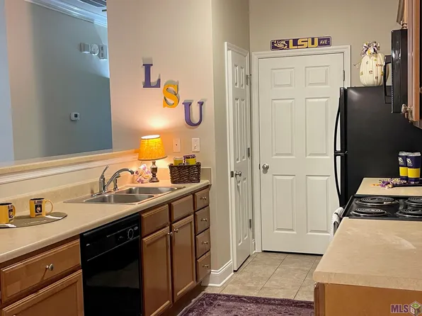 900 Dean Lee Dr APT 706, Baton Rouge, LA 70820