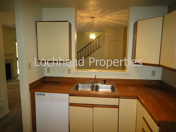 5th image of 754 Meadowcreek Ct