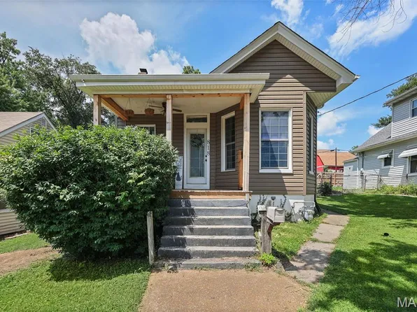 818 Spruce St, Alton, IL 62002