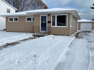 3315 S 11th Pl, Sheboygan, WI 53081