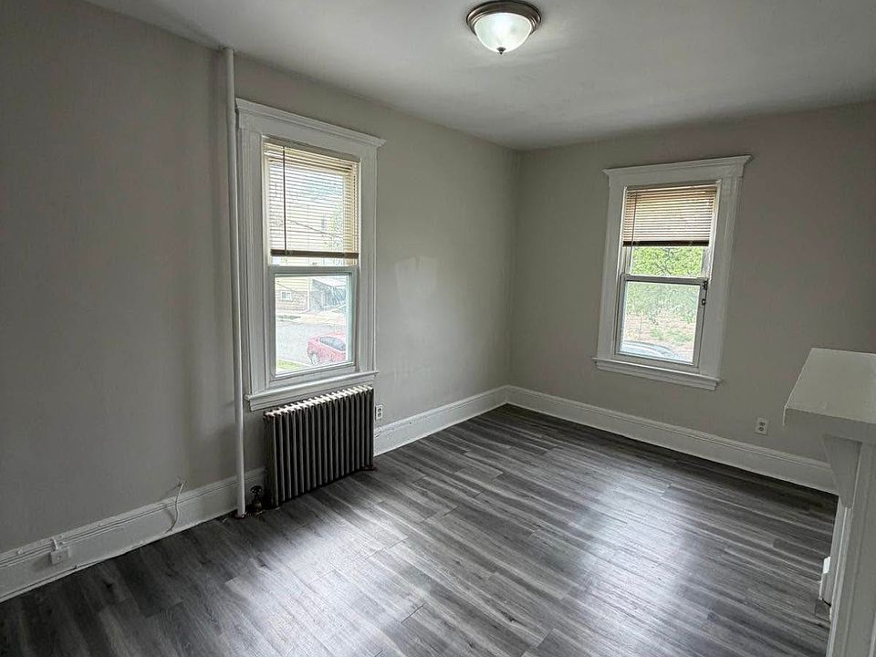 1st image of 54 Princeton St #202