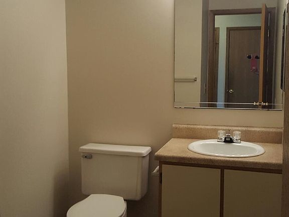 4th image of 2430 Bayside Dr