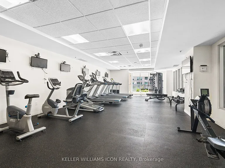 242 Rideau St #1202 — Photo 20