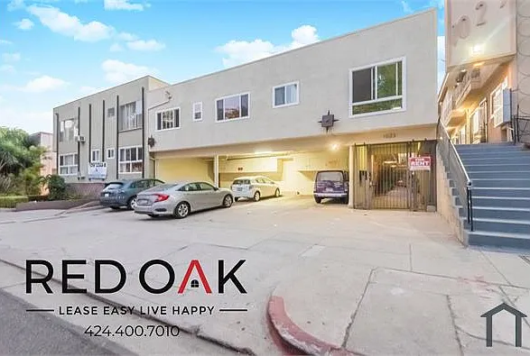 1023 N Hayworth Ave #1 — Photo 17