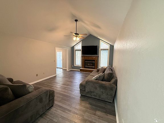2nd image of 1412 Winding Way