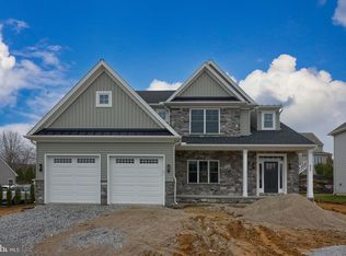 844 Nightlight Dr, York, PA 17402