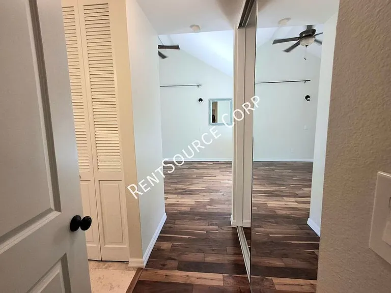 23902 Ranney House Ct — Photo 20