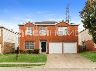 111 Amber Ridge Dr, Arlington, TX 76002