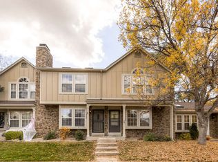 1240 S Flower Cir APT B, Lakewood, CO 80232