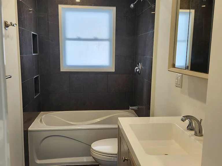 6 Sullivan Dr — Photo 11