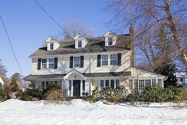 1st image of 98 Walworth Ave
