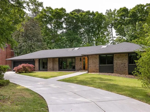 2673 Cosmos Dr NE, Atlanta, GA 30345