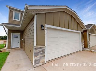 4617 E Leubecher Pl, Sioux Falls, SD 57108