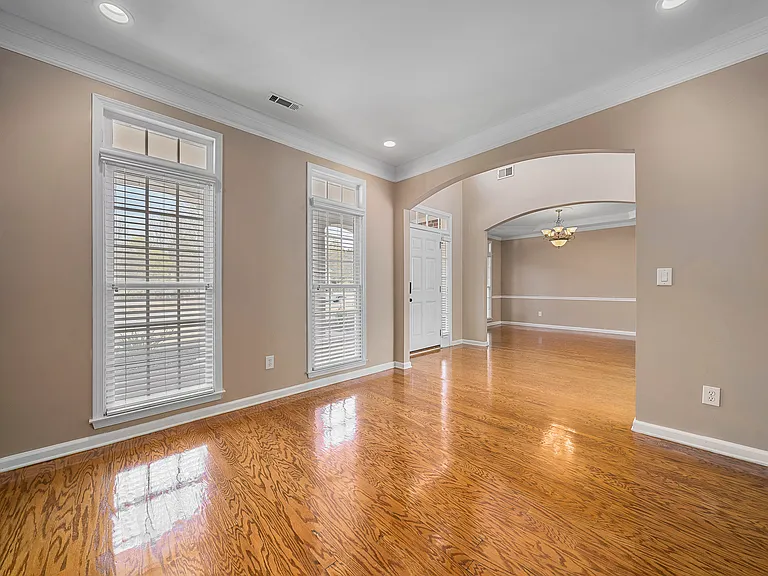 130 Candler Ct — Photo 25