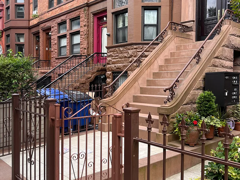 1308 Dean St #4R — Photo 4