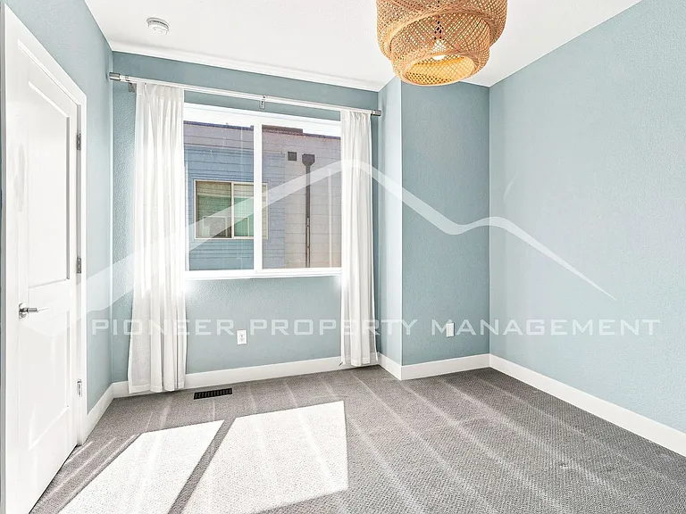 940 Navajo St — Photo 14