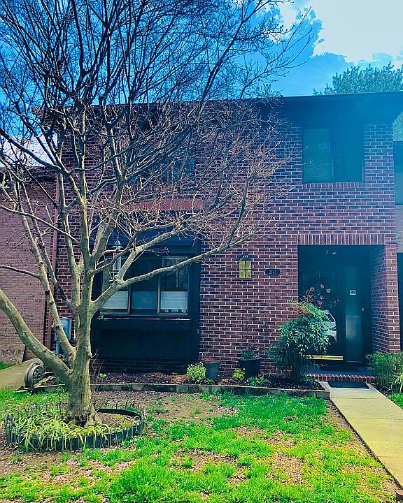 1st image of 2147 Chapel Valley Ln