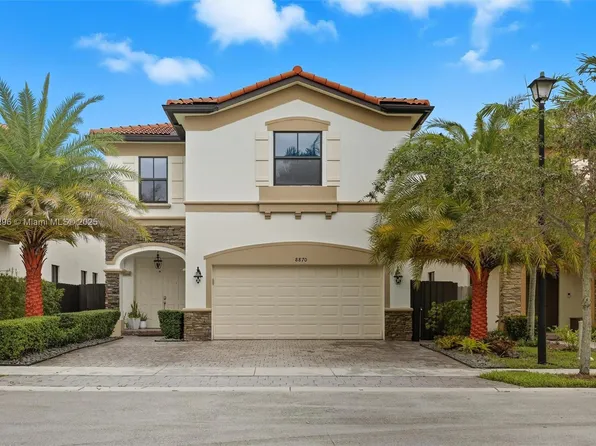 8870 NW 99th Path, Doral, FL 33178