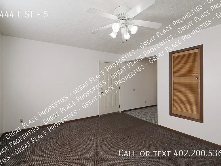 2444 E St #5 — Photo 8