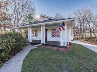 189 Holbrook Rd, Candler, NC 28715